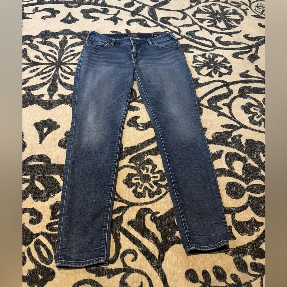Silver Jeans‎ Co Aiko High Skinny Joga Jeans Medium Wash W33 L31  (849)